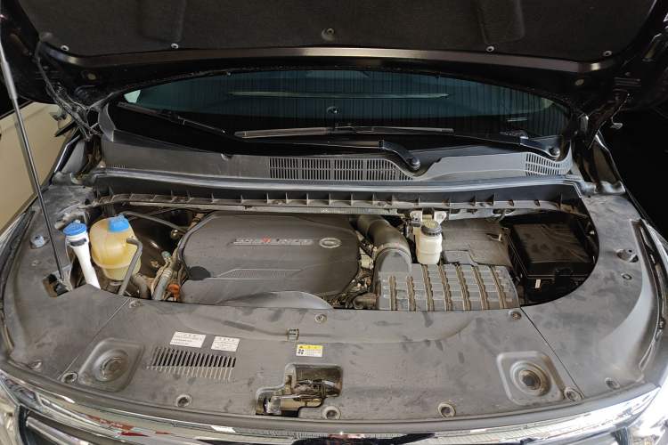 Used GAC Trumpchi M8 2020 Flagship Model 390T Deluxe Edition Engine Bay