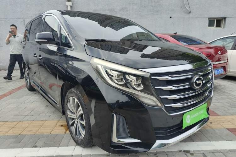 Used GAC Trumpchi M8 2020 Flagship Model 390T Supreme Edition Front Right 45 Deg