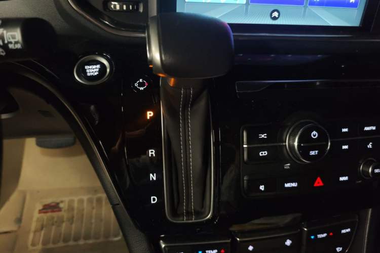 Used GAC Trumpchi M8 2020 Flagship Model 390T Prestige Edition Gear Lever