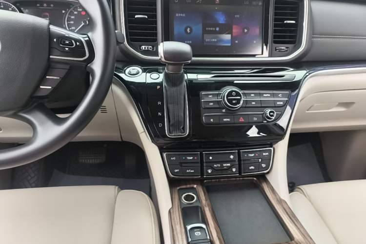 Used GAC Trumpchi M8 2020 Flagship Model 390T Luxury Edition Gear Lever