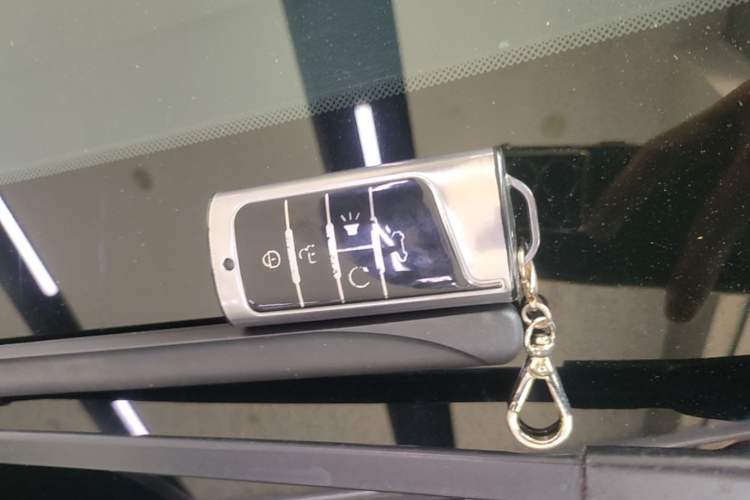 Used GAC Trumpchi M8 2020 Flagship 390T Navigation Model Interior 1