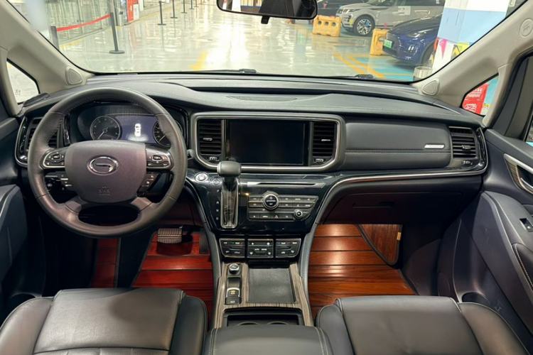 Used GAC Trumpchi M8 2020 390T Deluxe Edition Interior 1