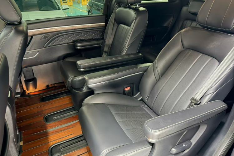 Used GAC Trumpchi M8 2020 390T Deluxe Edition Interior 3