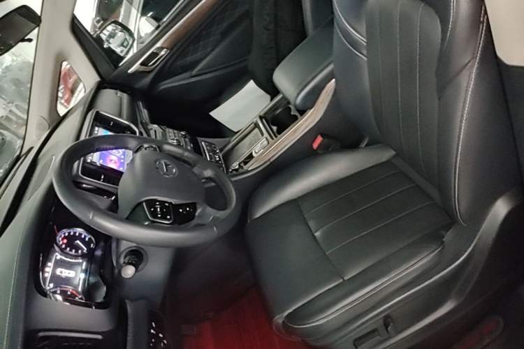 Used GAC Trumpchi M8 2020 390T Deluxe Edition Left Front Seat
