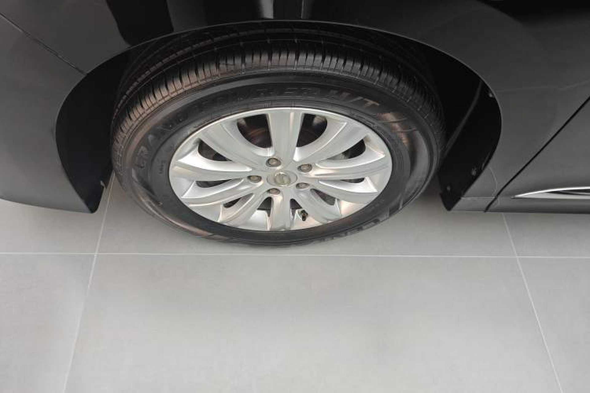 Used GAC Trumpchi M8 2020 Flagship Model 390T Deluxe Edition Left Front Wheel Hub