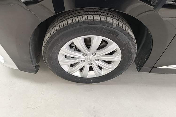Used GAC Trumpchi M8 2020 Flagship Model 390T Deluxe Edition Left Front Wheel Hub