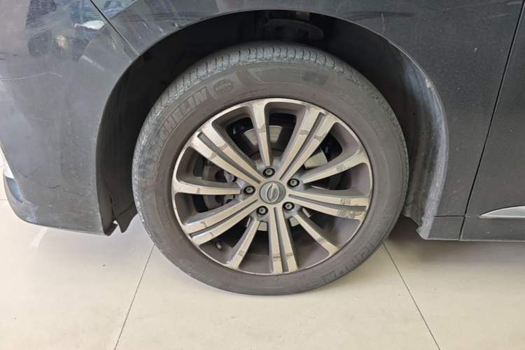 Used GAC Trumpchi M8 2020 Flagship Model 390T Prestige Edition Left Front Wheel Hub