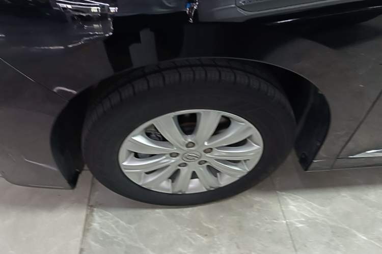 Used GAC Trumpchi M8 2020 Flagship Model 390T Deluxe Edition Left Front Wheel Hub