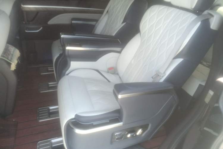 Used GAC Trumpchi M8 2020 Flagship Model 390T Luxury Edition Left Rear Seat
