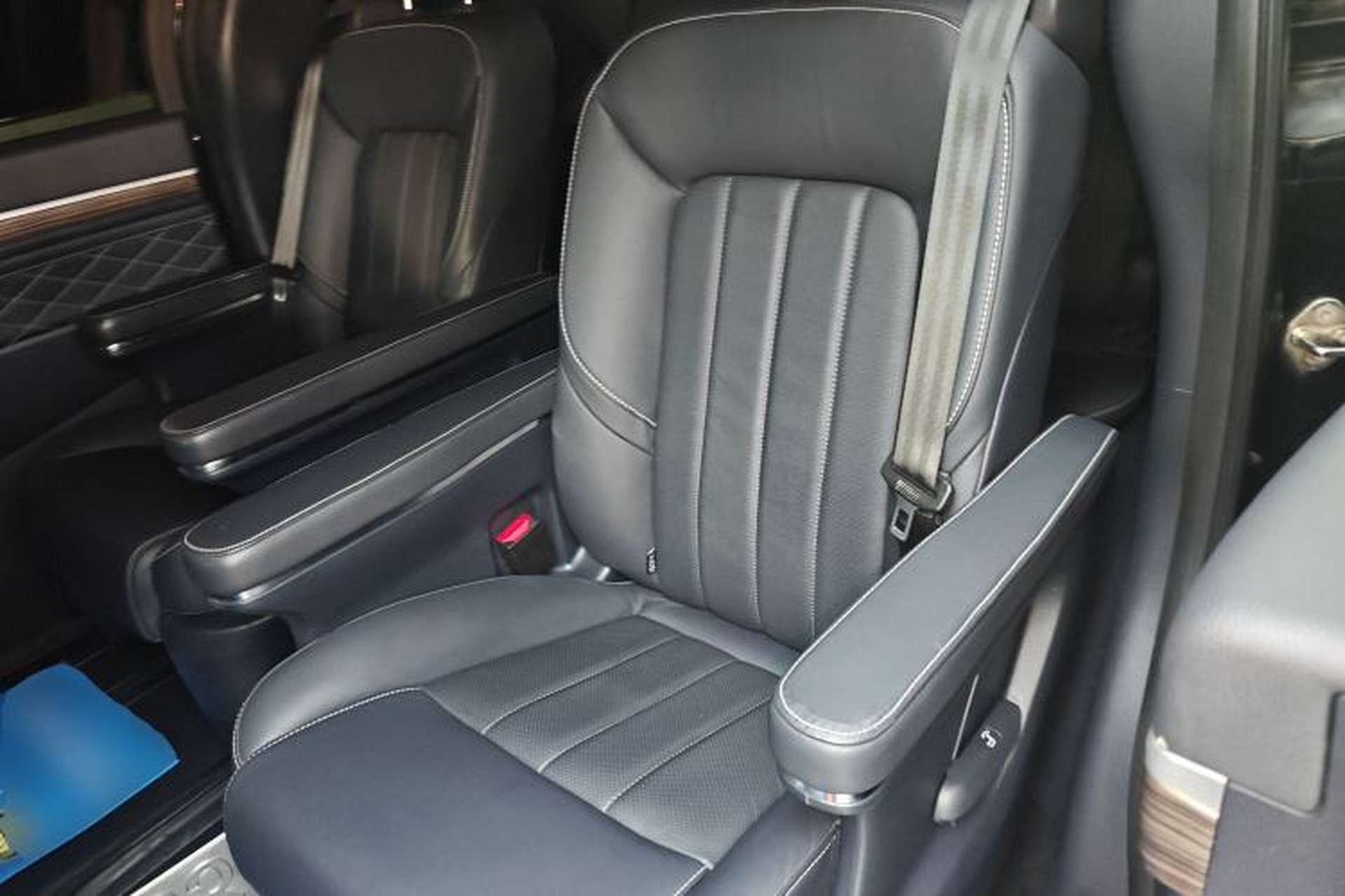 Used GAC Trumpchi M8 2020 Flagship Model 390T Deluxe Edition Left Rear Seat