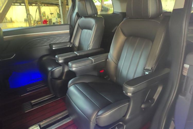 Used GAC Trumpchi M8 2020 Flagship Model 390T Prestige Edition Left Rear Seat