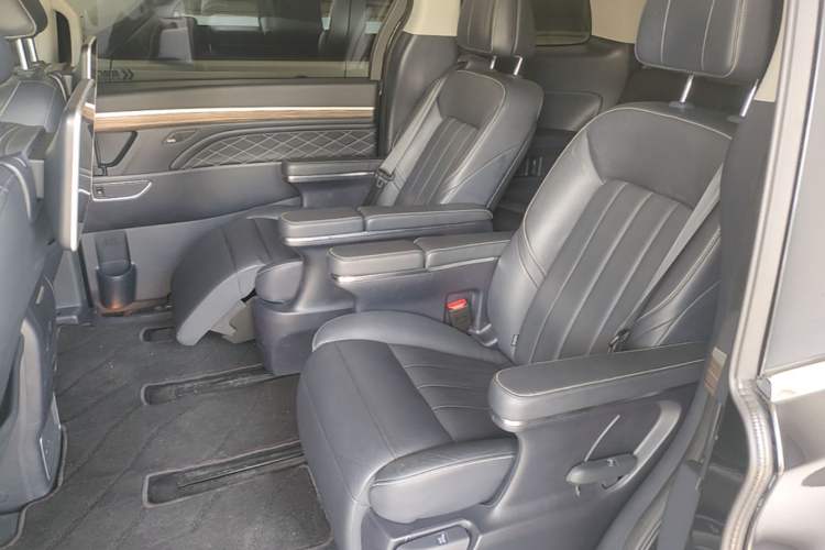 Used GAC Trumpchi M8 2020 Flagship 390T Navigation Model Left Rear Seat