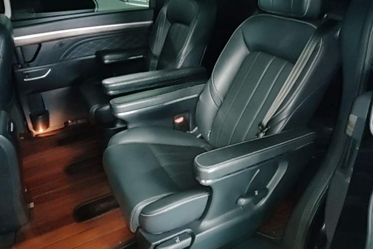 Used GAC Trumpchi M8 2020 390T Deluxe Edition Left Rear Seat