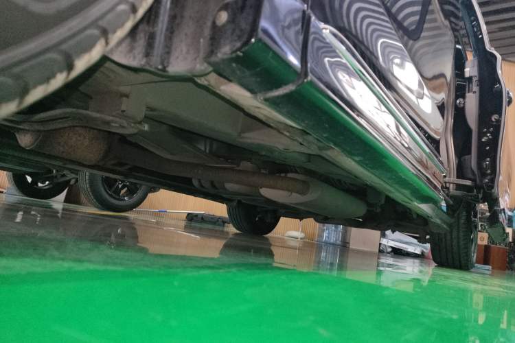 Used GAC Trumpchi M8 2020 Flagship Model 390T Prestige Edition Left Side Sill