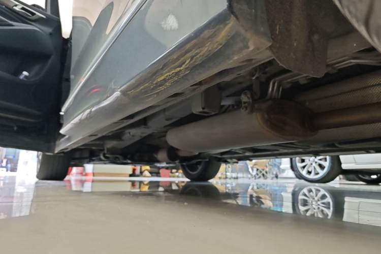 Used GAC Trumpchi M8 2020 Flagship Model 390T Prestige Edition Left Side Sill