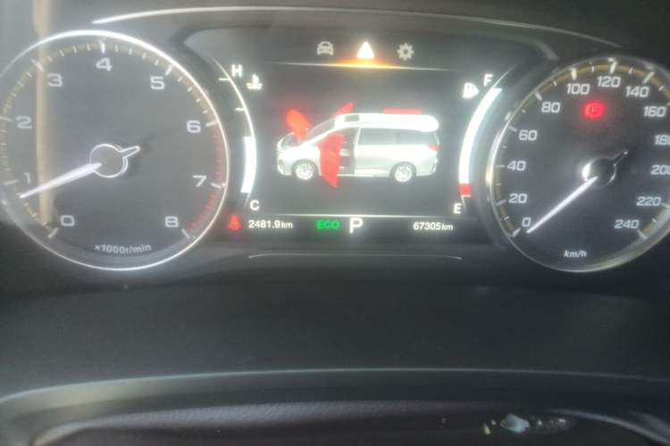 Used GAC Trumpchi M8 2020 Flagship Model 390T Luxury Edition Odometer Close Up