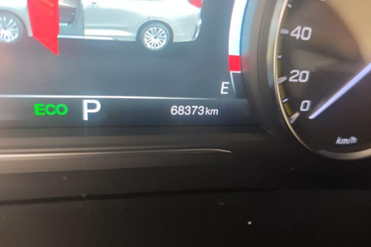 Used GAC Trumpchi M8 2020 390T Deluxe Edition Odometer Close Up