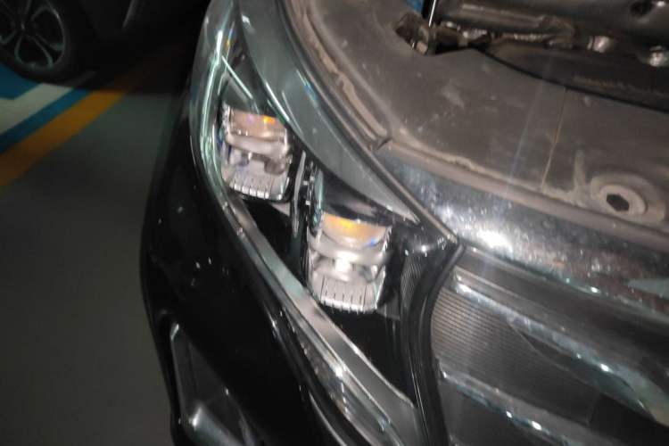 Used GAC Trumpchi M8 2020 Flagship Model 390T Prestige Edition Right Front Headlight