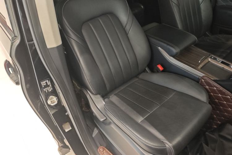 Used GAC Trumpchi M8 2020 Flagship Model 390T Prestige Edition Right Front Seat