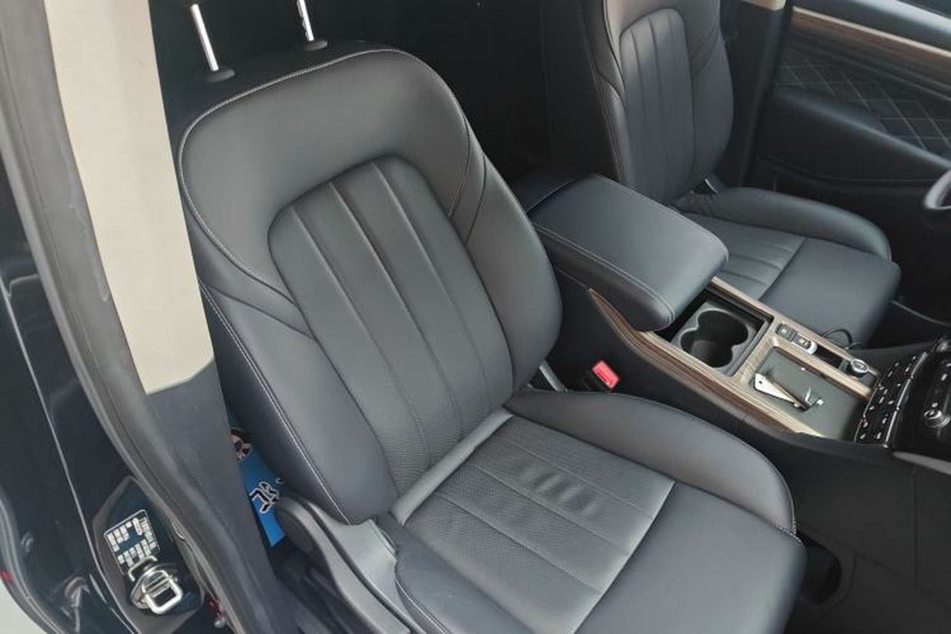 Used GAC Trumpchi M8 2020 Flagship Model 390T Deluxe Edition Right Front Seat