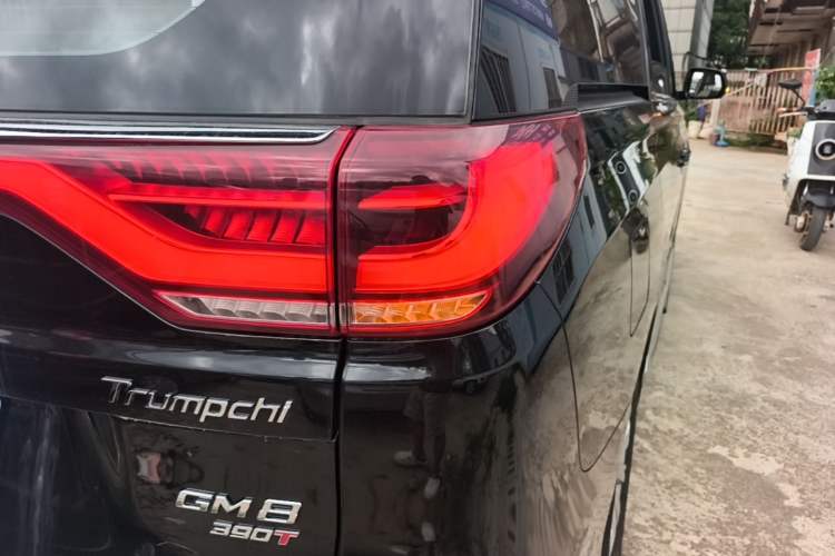 Used GAC Trumpchi M8 2020 Flagship Model 390T Luxury Edition Right Rear Taillight