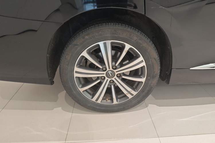 Used GAC Trumpchi M8 2020 Flagship Model 390T Prestige Edition Right Rear Wheel Hub