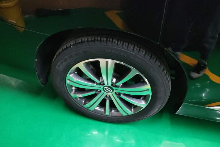 Used GAC Trumpchi M8 2020 Flagship Model 390T Prestige Edition Right Rear Wheel Hub