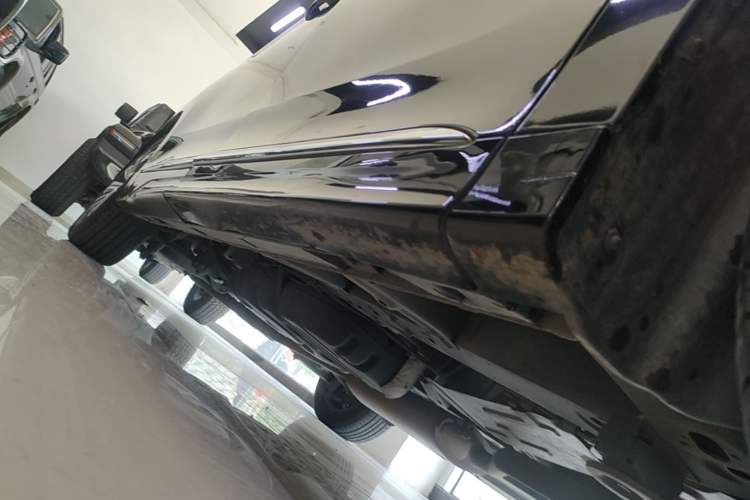 Used GAC Trumpchi M8 2020 Flagship 390T Navigation Model Right Side Sill