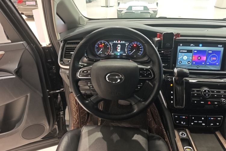 Used GAC Trumpchi M8 2020 Flagship Model 390T Prestige Edition Steering Wheel