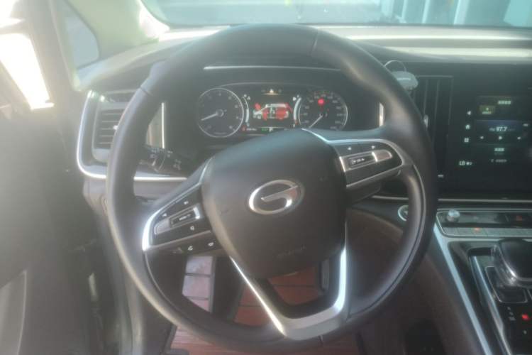 Used GAC Trumpchi M8 2020 Flagship Model 390T Luxury Edition Steering Wheel