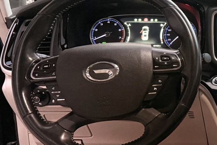 Used GAC Trumpchi M8 2020 390T Deluxe Edition Steering Wheel