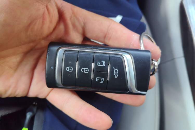 Used GAC Trumpchi M8 2020 Flagship Model 390T Supreme Edition Vehicle Key
