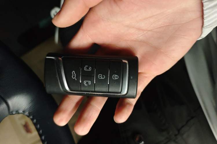 Used GAC Trumpchi M8 2020 Flagship Model 390T Prestige Edition Vehicle Key
