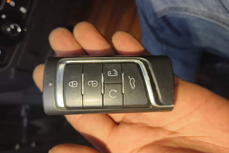 Used GAC Trumpchi M8 2020 390T Deluxe Edition Vehicle Key