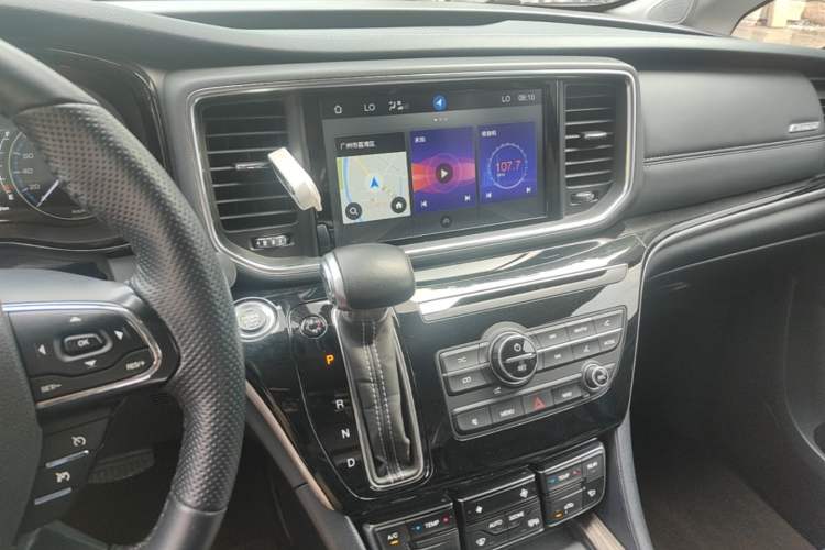 Used GAC Trumpchi M8 2020 Flagship Model 390T Prestige Edition Audio And AC Panel