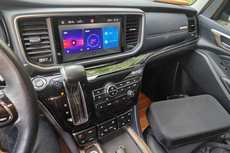 Used GAC Trumpchi M8 2020 Flagship Model 390T Deluxe Edition Audio And AC Panel