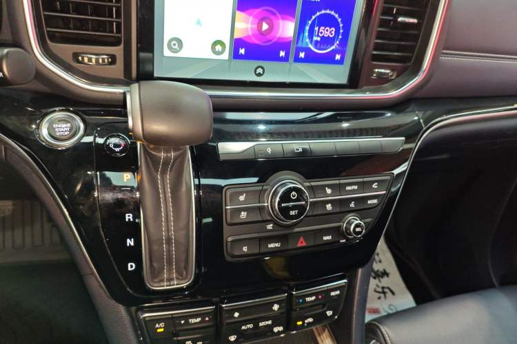 Used GAC Trumpchi M8 2020 Flagship Model 390T Supreme Edition Audio And AC Panel