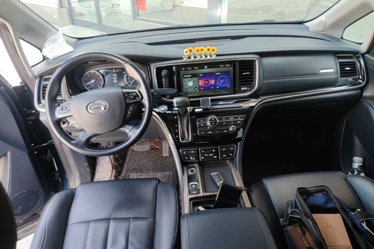 Used GAC Trumpchi M8 2020 Flagship Model 390T Prestige Edition Center Console