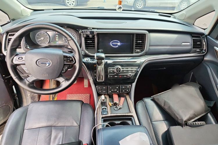 Used GAC Trumpchi M8 2020 Flagship Model 390T Deluxe Edition Center Console