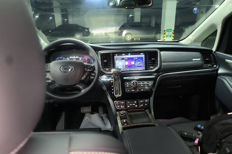 Used GAC Trumpchi M8 2020 Flagship Model 390T Supreme Edition Center Console