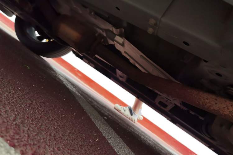 Used GAC Trumpchi M8 2020 Flagship Model 390T Prestige Edition Chassis Rear Right