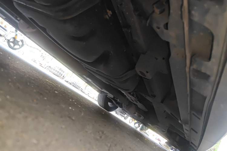 Used GAC Trumpchi M8 2020 Flagship Model 390T Deluxe Edition Chassis Rear Right