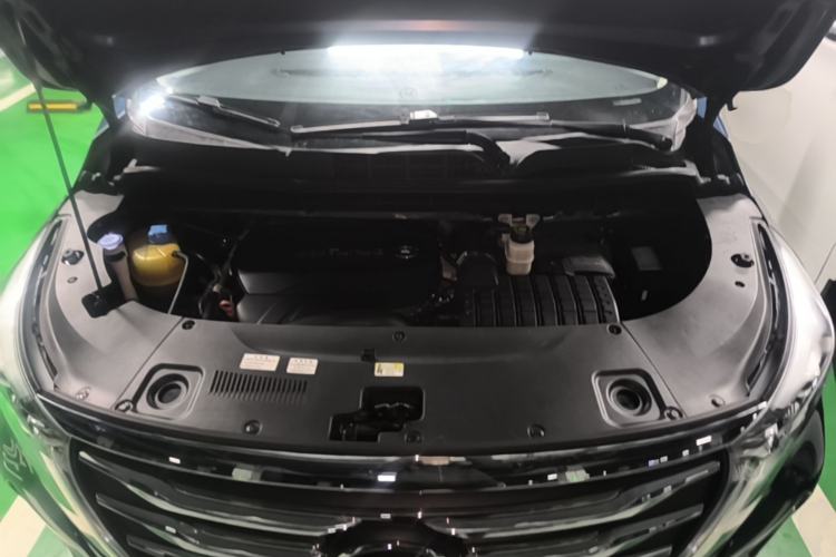 Used GAC Trumpchi M8 2020 Flagship Model 390T Supreme Edition Engine Bay