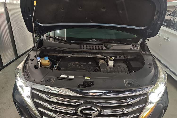 Used GAC Trumpchi M8 2020 Flagship Model 390T Supreme Edition Engine Bay