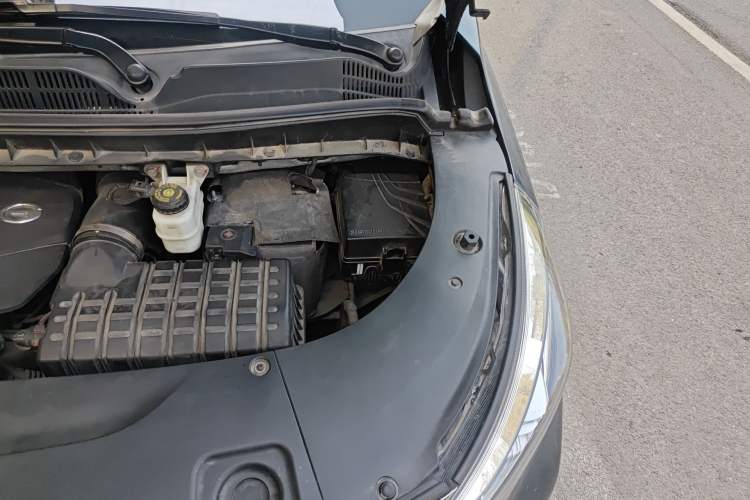 Used GAC Trumpchi M8 2020 Flagship Model 390T Deluxe Edition Engine Bay Left