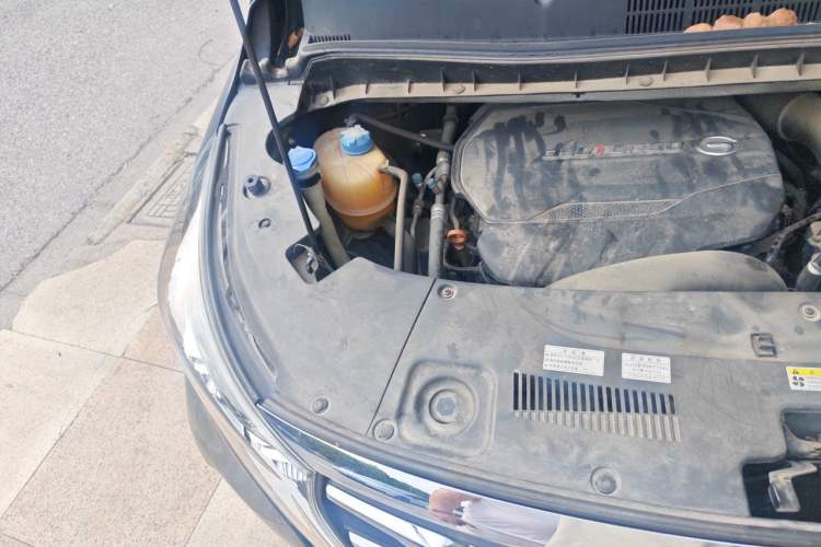 Used GAC Trumpchi M8 2020 Flagship Model 390T Prestige Edition Engine Bay Right
