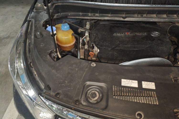 Used GAC Trumpchi M8 2020 Flagship Model 390T Deluxe Edition Engine Bay Right