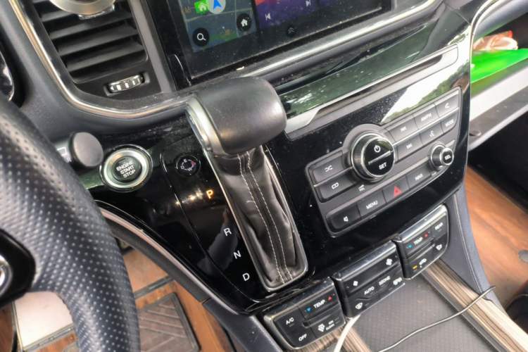 Used GAC Trumpchi M8 2020 Flagship Model 390T Prestige Edition Gear Lever