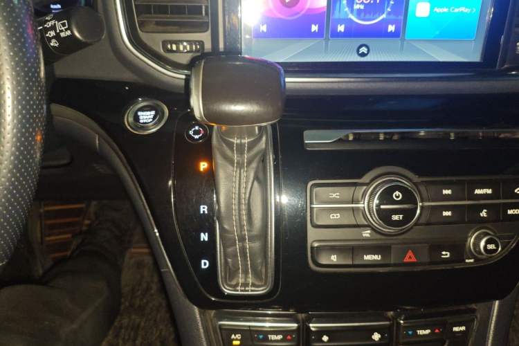 Used GAC Trumpchi M8 2020 Flagship Model 390T Deluxe Edition Gear Lever