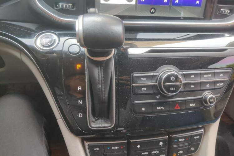 Used GAC Trumpchi M8 2020 Master Edition 390T Deluxe Version Gear Lever